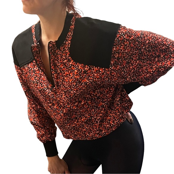 Women’s Rebecca Minkoff Red Floral Sara Sweatshirt pullover SZ XS - Picture 10 of 16